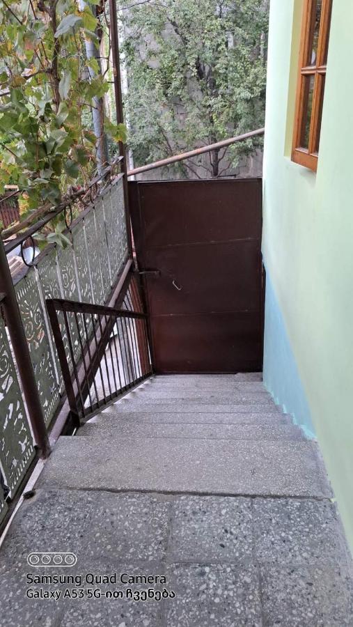 Apartment With A Nice Terrace In Old City Center Tbilissi Extérieur photo