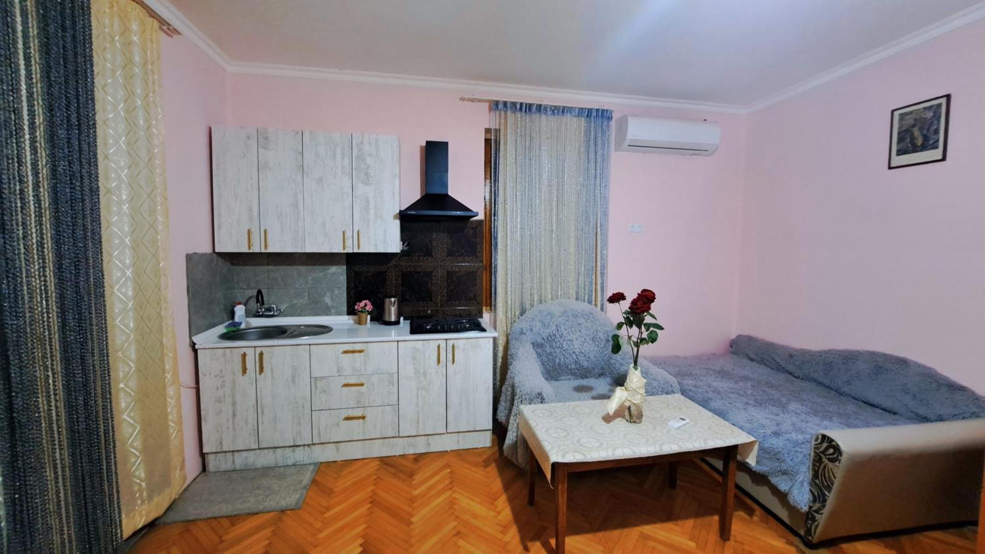 Apartment With A Nice Terrace In Old City Center Tbilissi Extérieur photo